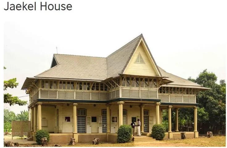 Nigeria Colonial Design
